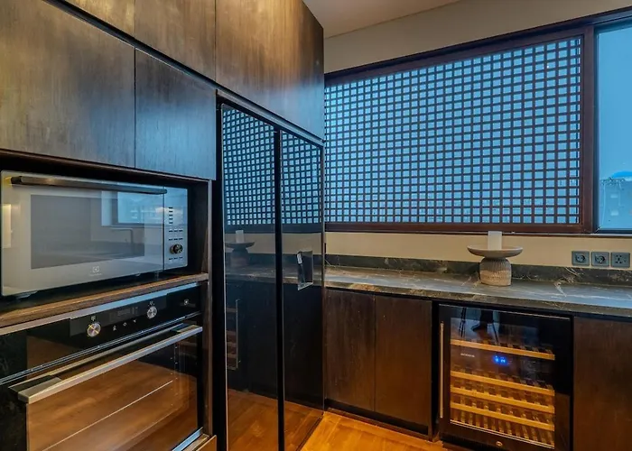 ヴィラ Stylish 3br Walking Distance To Lyma *