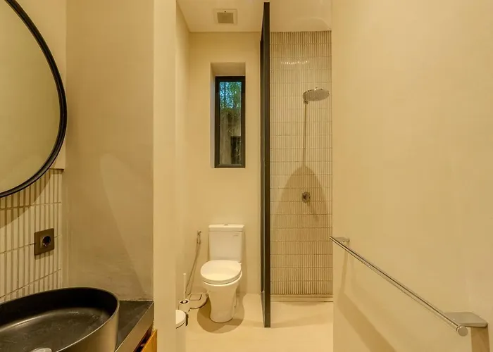 Stylish 3br Walking Distance To Lyma